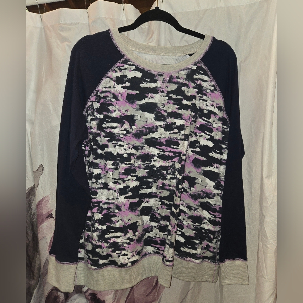 Eddie Bauer legend wash sweatshirt 2xl grey blue purple